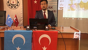 Dinar'da Doğu Türkistan Milli Meclisi Başkanı Seyit Tümtürk Konferans verdi
