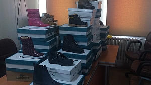 DİNAR CUMHURİYET BAŞSAVCILIĞI KORUMA KURULUNDAN ÖĞRENCİLERE KIŞLIK AYAKKABI YARDIMI YAPILDI