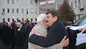 Başkan Sarı Umreye gidecek olan vatandaşlarımızı uğurladı