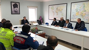 Dinar’da Otobüs Kazalarının Önlenmesi Konulu Toplantı Yapıldı