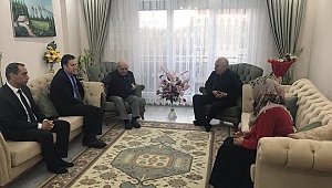 Dinar Kaymakamı Kapankaya'dan Vefat eden Kore Gazi'sinin Ailesin'e ziyaret