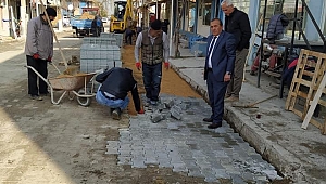 Başkan Çiçek Koronavirüsle Mücadele Ederken, Yol Tamiratlarını da Sürdürüyor