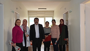 Başkan Sarı Bayan Personellerin Kadınlar Gününü Kutladı