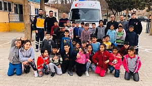 Dinar'da 112 Sağlık Ekipleri 220 öğrenciye Bilgi Verdi