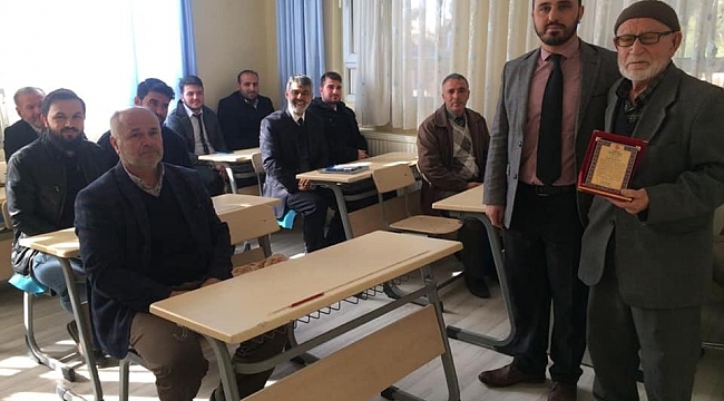 İyilik Ödülünü, Turan Bal Aldı