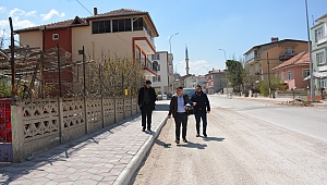 Başkan Sarı; “Yollarımız Dinarımıza yakışır şekilde asfaltlanacak”