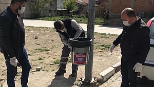 Dazkırı 'da Tıbbi Atıklar İçin Çöp Kutuları Yapıldı