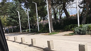 Dinar'da Gündem Gazetesi Haberi Üzerine Oturma Bankları Kaldırıldı