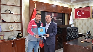 Başkan Ali D. Savaş'dan 1 Mayıs İşçi ve Emekçiler Bayramı mesajı