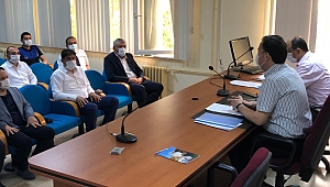 Dinar'da Sokağa Çıkma Yasağı İle Toplantı