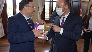 Başkan Taylan Yeni Atanan Vali Çiçek’i Ziyaret Etti