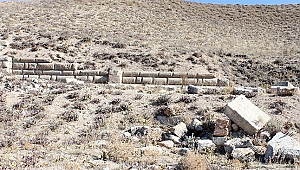 Dinar’da Antik Tiyatro İçin Kazı Çalışmaları Başlıyor