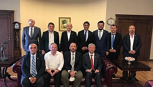 CHP Heyeti Genel Başkan Kemal Kılıçdaroğlu İle Görüştü
