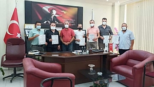 DİNAR'DA BAŞARILI OLAN ADAYLAR BELGELERİNİ ALDI