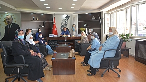 Sanayi Mahallesi sakinlerinden Başkan Sarı’ya ziyaret