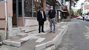 İlçemizde Tek Tip Kaldırım Çalışmaları Başladı