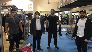 Belediye Başkanımız Nihat Sarı Kapalı Spor Salonu Tesislerini ziyaret etti