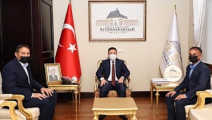 Valimize Muhtarlardan Ziyaret