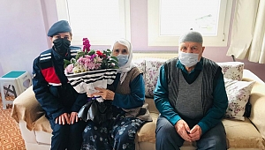 Jandarmadan 67 yıllık yaşlı çiftlere ziyaret