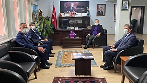 Afyon İl Müdürü Yalçın Kaymakamımız Kapankaya'yı makamında ziyaret etti