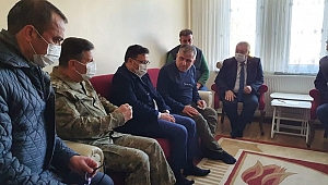 Valimiz Çiçek Şehidimiz Ast. Kd. Çvş. Şükrü Karadirek'in Baba Ocağına Taziyede bulundu