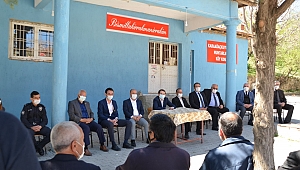 Dazkırı Kaymakamımız Sayın Sercan Sakarya Beraberindeki Heyet İle Birlikte Karaağaçkuyusu Köyünde İncelemelerde Bulundu