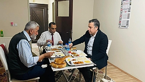 Kaymakam Kapankaya Şehit Babasıyla İftar Açtı