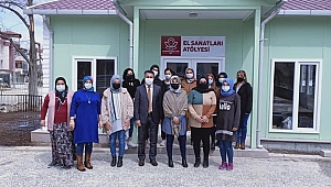 Kursiyerlere Hediyeleri Takdim edildi