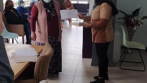 Mum Yapımı Kursiyerleri sertifikalarını aldı