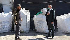 Başkan Bekle Bazı Esnafların Kapılı Olmalarına tepki gösterdi