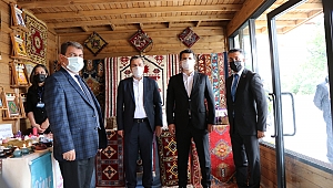 Belediye Başkanımız Nihat Sarı, Halk Eğitim Merkezi Yılsonu Sergisi Açılışına Katıldı