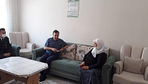 Kaymakam Selami Kapankaya Şehit Ailesini ziyaret etti