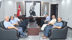 Mustafa Tarlacı, Başkan Nihat Sarı'yı Ziyaret etti