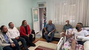 CHP Milletvekillerinden Muğla’da Yaralanan Hakan Tutuş’a Geçmiş Olsun Ziyareti