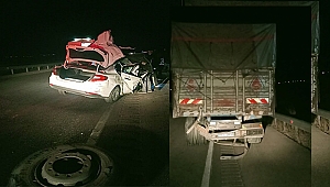Dinar'da Otomobil Kamyona Arkadan Çarptı: Ağır Yaralandı
