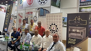 Başkan Nihat Sarı Ahmet Tural'a Hediye Verdi