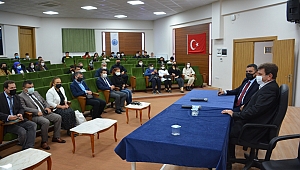 Başkan Sarı, üniversite öğrencileri ile bir araya geldi
