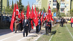 Dinar’da 29 Ekim Cumhuriyet Bayramı Coşkuyla kutlandı
