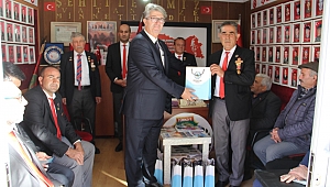 Özel Kuvvetlerden Emekli E.P.Komd.Kd.Alb.Tayfun Denizbay Dinar'ı Ziyaret Etti