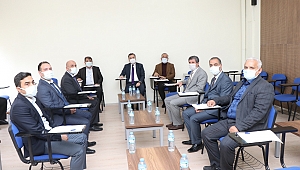 Başkan Sarı, Dinar Uygulamalı Bilimler Yüksek Okulunda Danışma Kurulu Toplantısına katıldı