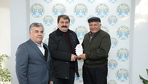 Dinar Yazarlar Şairler Kültür Derneğinden Başkan Sarı'ya Teşekkür