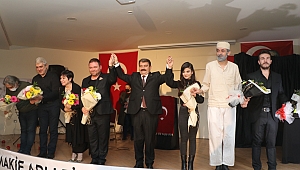 Belediyemizden Milli Şairimiz Ersoy'un ölüm yıldönümünde anlamlı tiyatro gösterisi