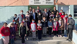 Dinar Kaymakamımız Kapankaya Köy Okullarını Ziyaret Etti