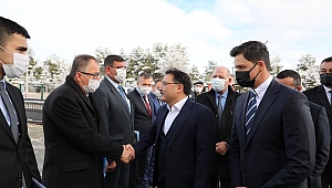Afyon Valisi Gökmen Çiçek Evciler'i Ziyaret Etti