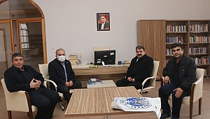 Başkan Sarı, Kadın Kültür evi ve Halk Kütüphanesi yetkililerinden çalışmalar hakkında bilgi aldı