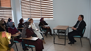 Dinar Kaymakamı Kapankaya, Serbest Kürsü Sohbetlerinde konuştu