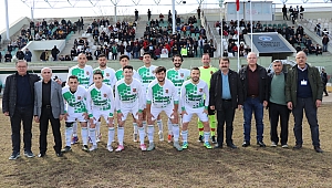 Dinar Belediye Sporumuz Emirdağ Spor'a yenildi