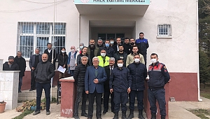 Dinar Narkotik Ekipleri Evciler'de Seminer Verdi