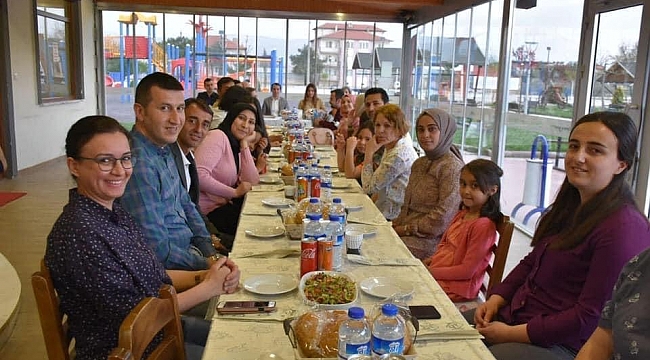 Başkanımız İftarda Sağlıkçıları Ağırladı