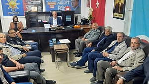Dinar Ak Parti'de Haftalık Toplantı